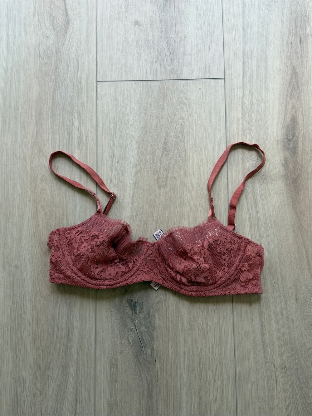 VS BRA - 32c
